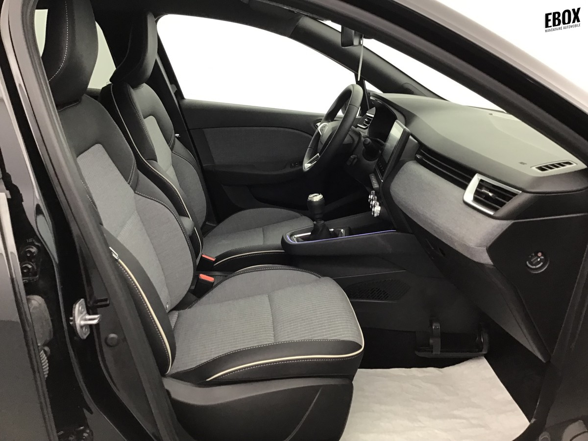 O203432_p3 - RENAULT - CLIO 5 - 2025 - photo 6