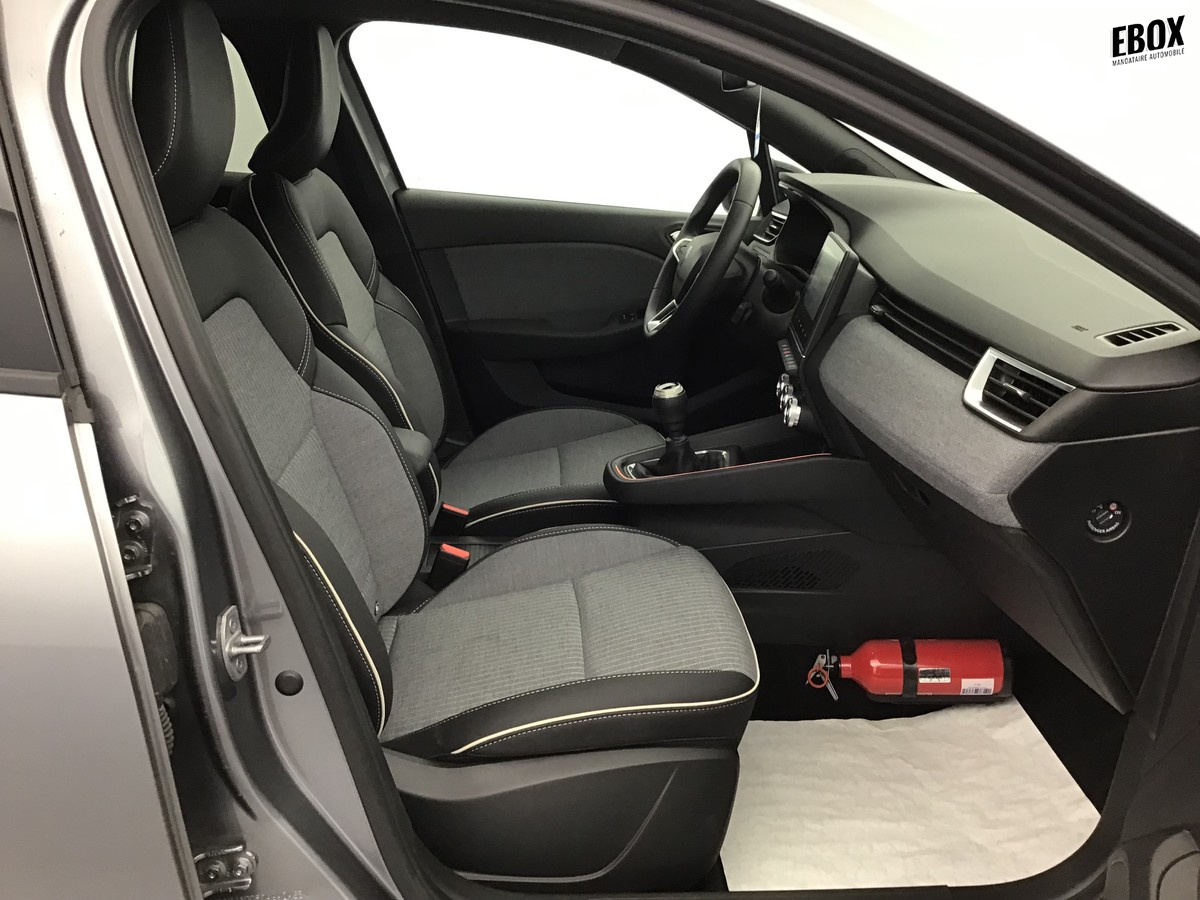 O203434_p3 - RENAULT - CLIO 5 - 2025 - photo 6