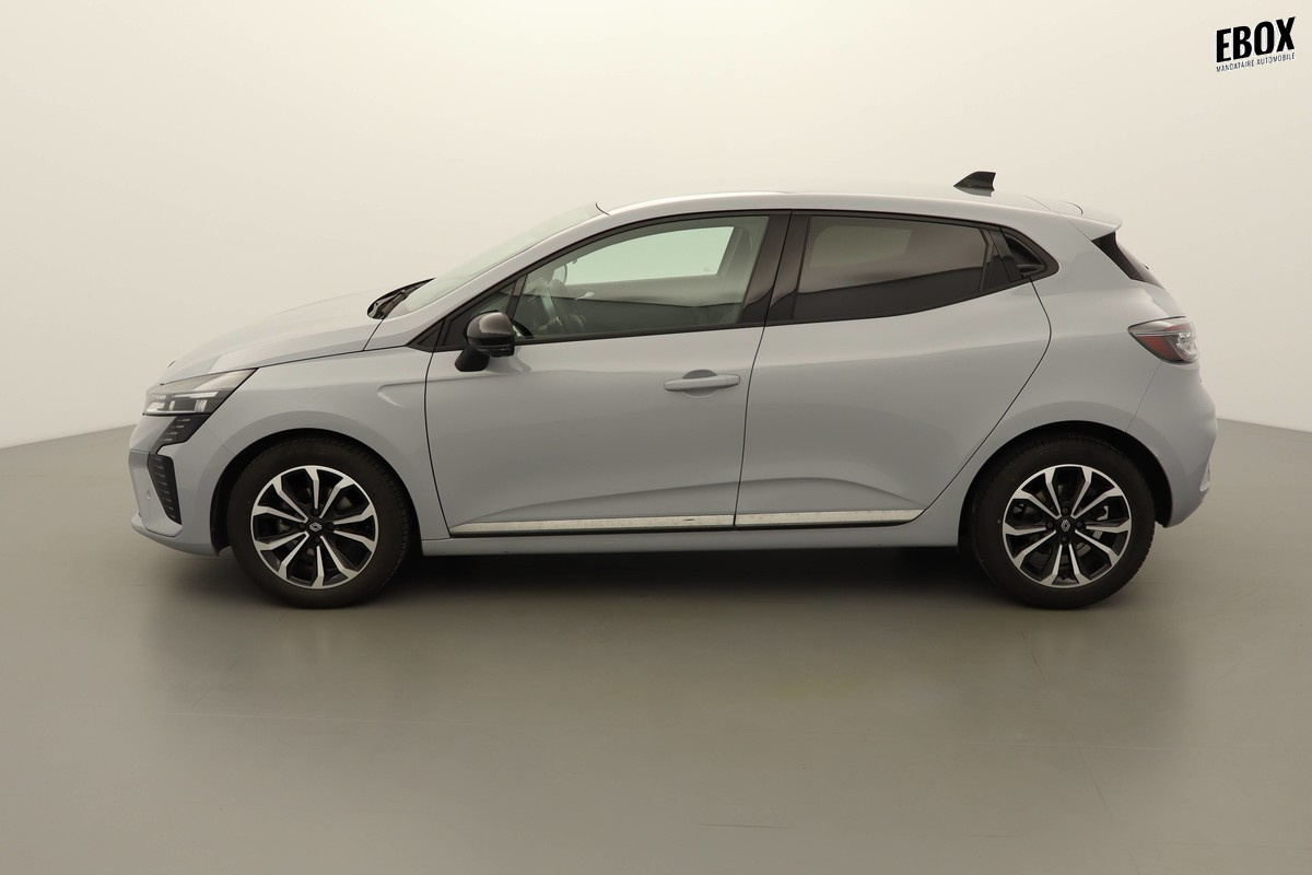O203435_p3 - RENAULT - CLIO 5 - 2025 - photo 4