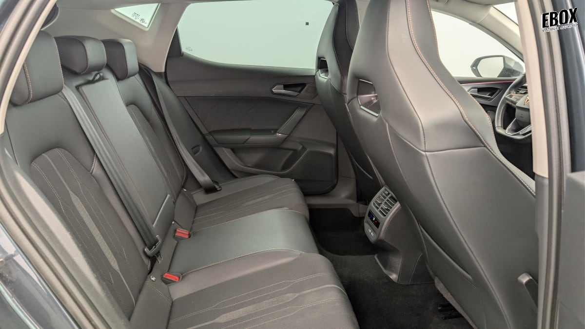 386612_p2 - CUPRA - LEON - 2023 - photo 10
