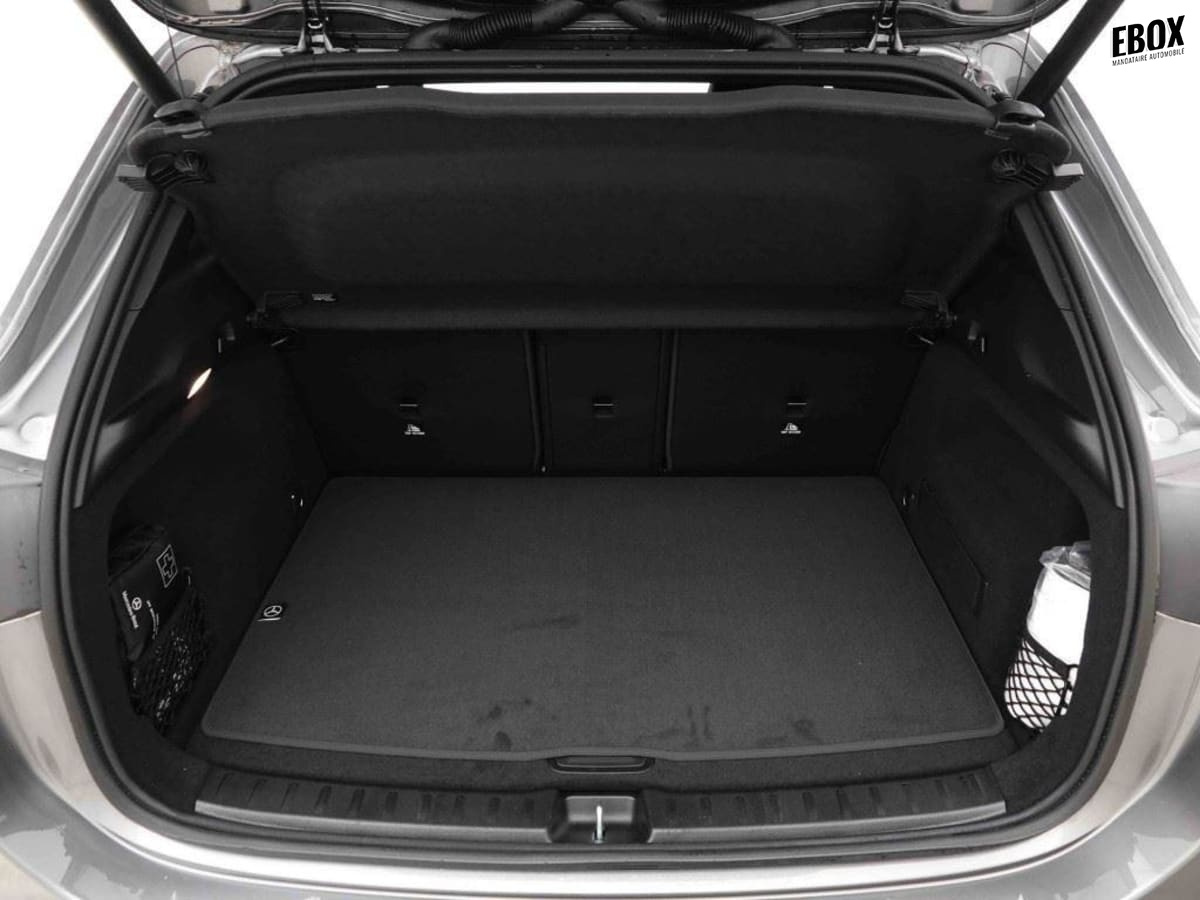 397747_p2 - MERCEDES - GLA - 2026 - photo 4