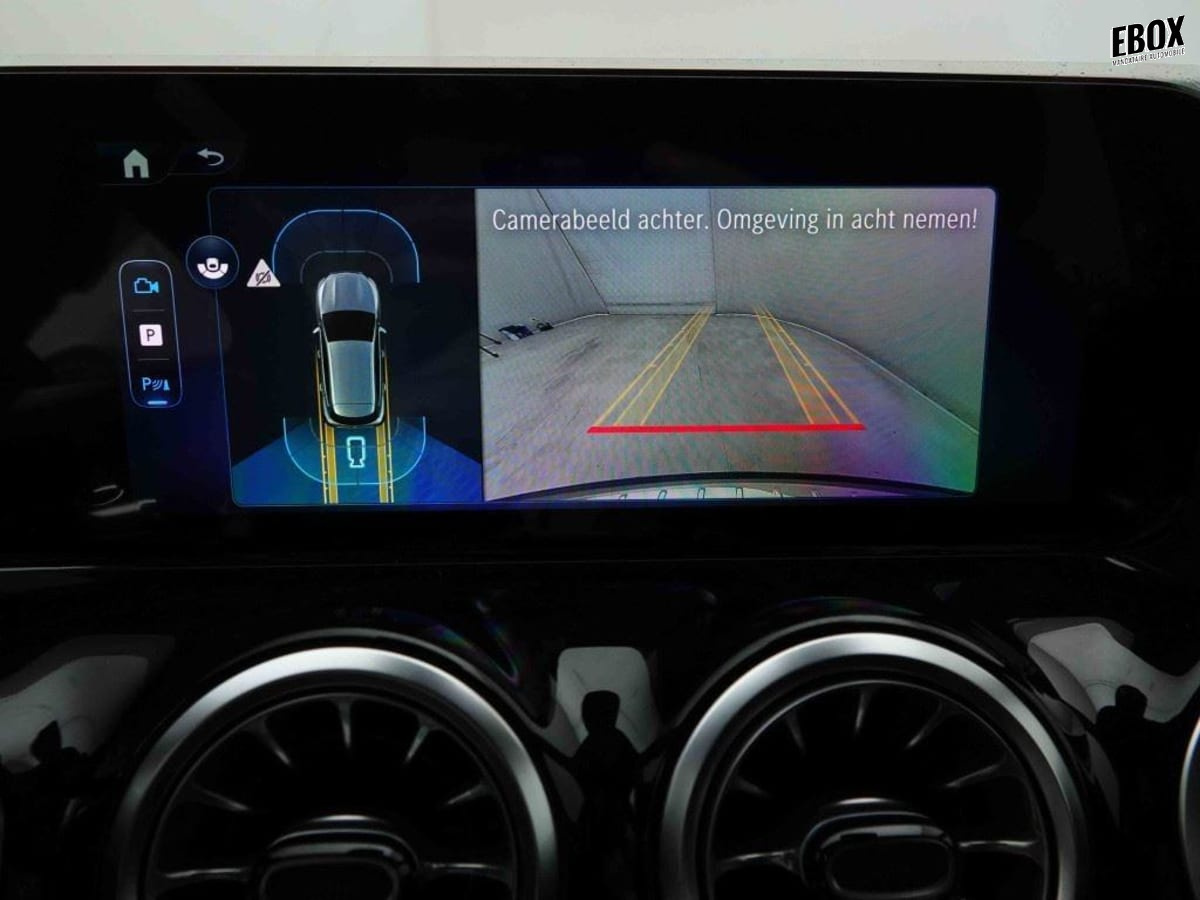 397747_p2 - MERCEDES - GLA - 2026 - photo 9