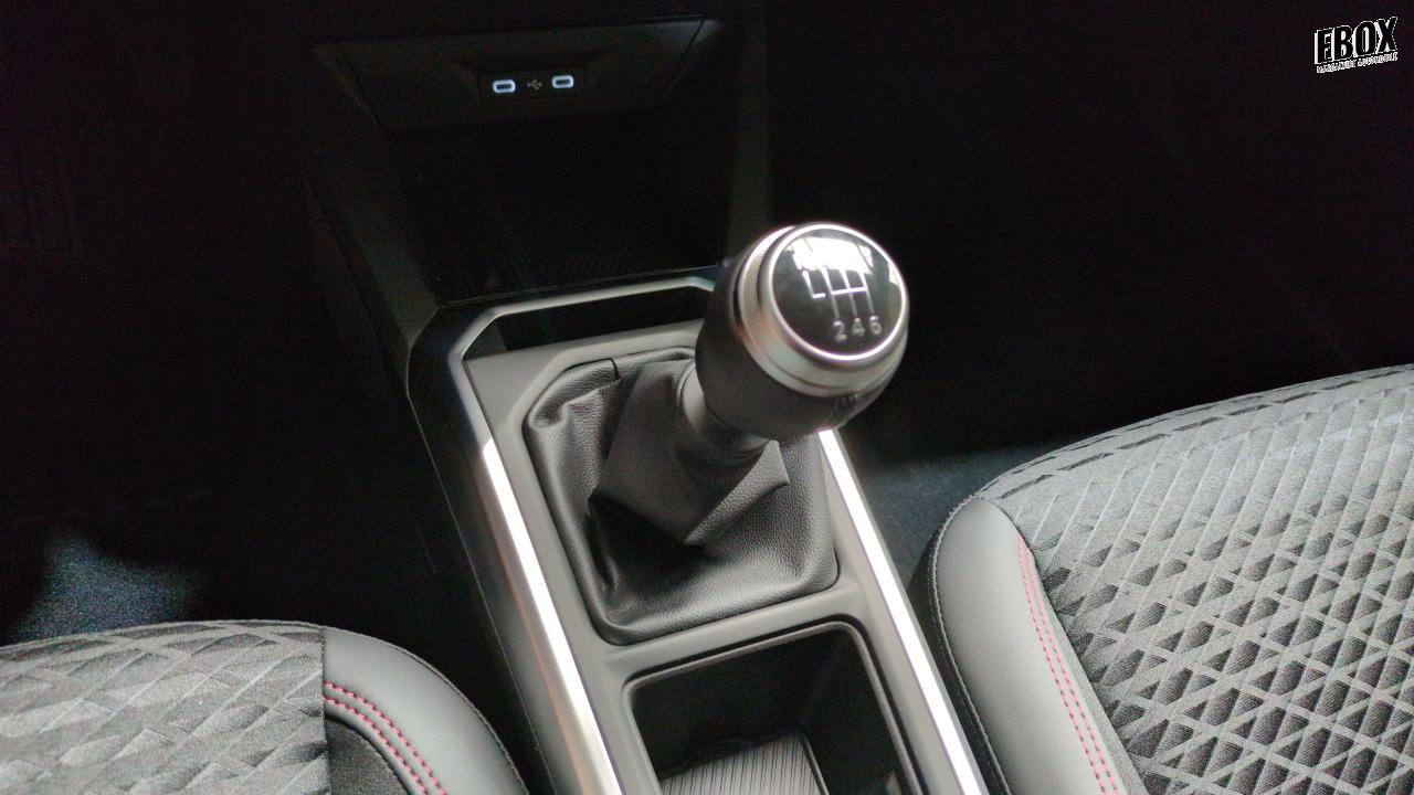 48517_p28 - RENAULT - CLIO 6 - 2026 - photo 19