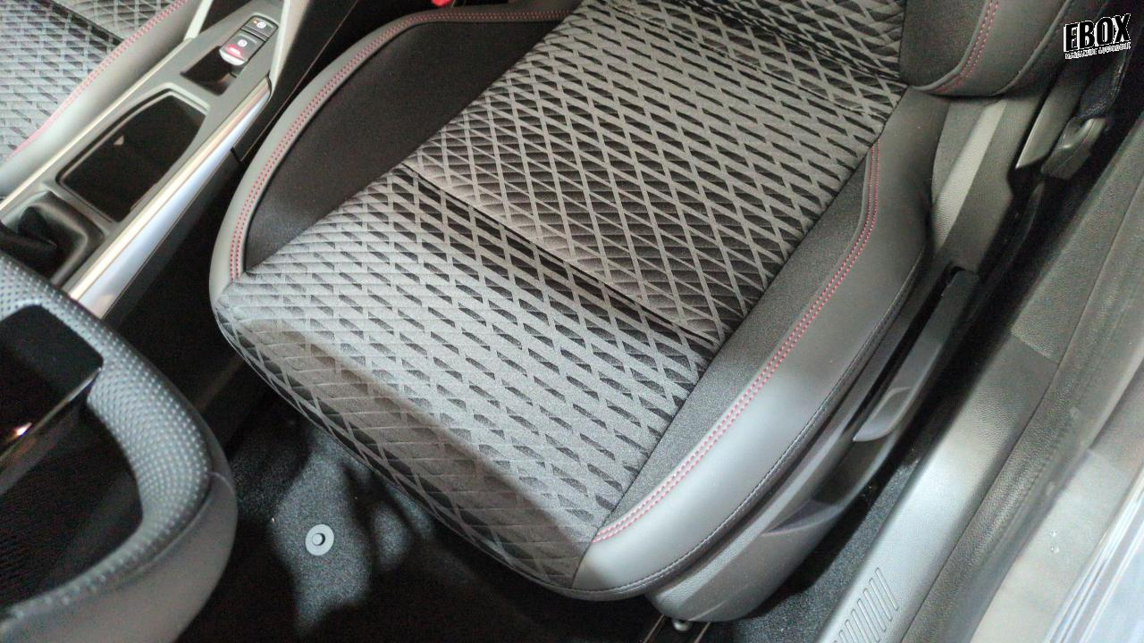 48520_p28 - RENAULT - CLIO 6 - 2026 - photo 11