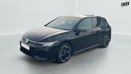 381015_p2 - VOLKSWAGEN - GOLF - 2026