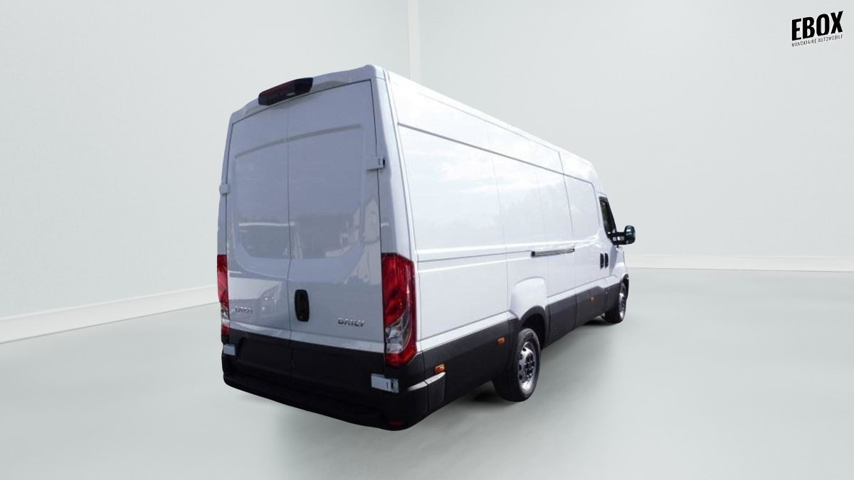 389023_p2 - IVECO - DAILY - 2026 - photo 2