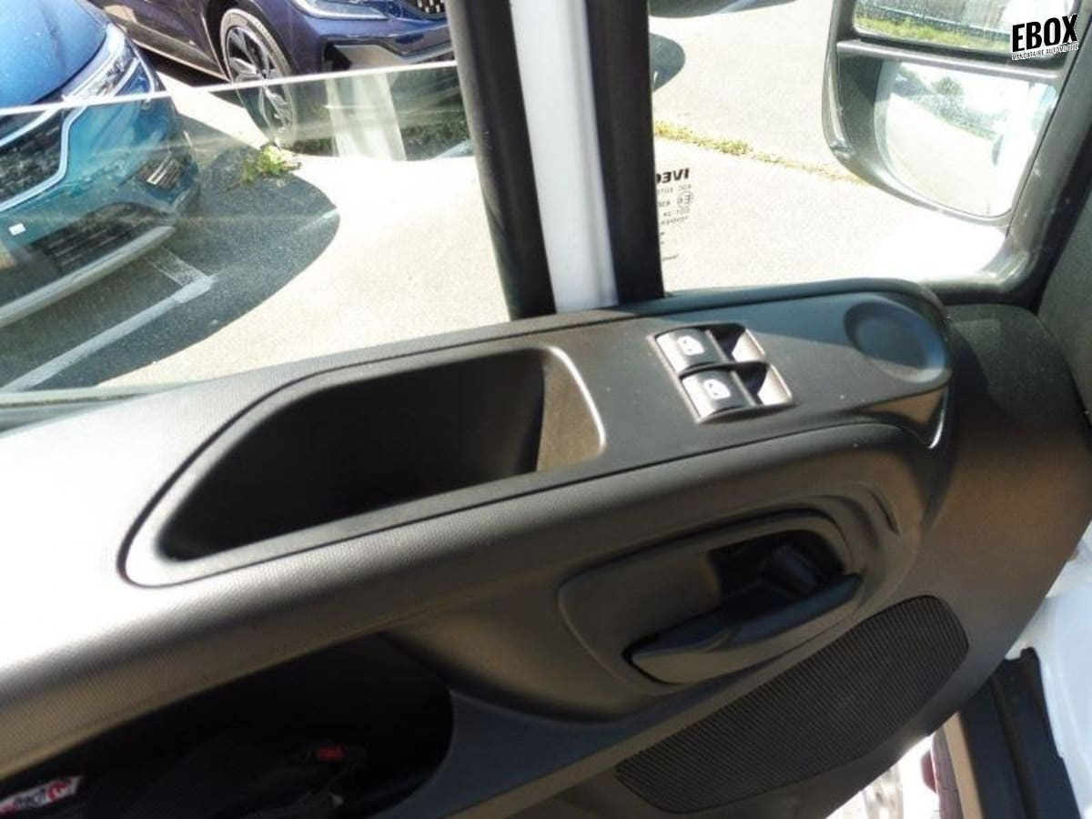 396290_p2 - IVECO - DAILY - 2026 - photo 6