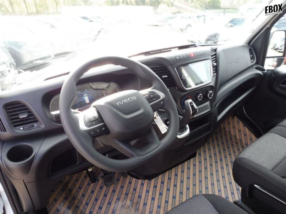 389023_p2 - IVECO - DAILY - 2026 - photo 4