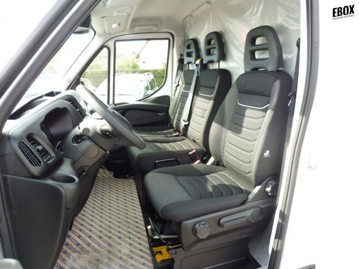 389023_p2 - IVECO - DAILY - 2026 - photo 3
