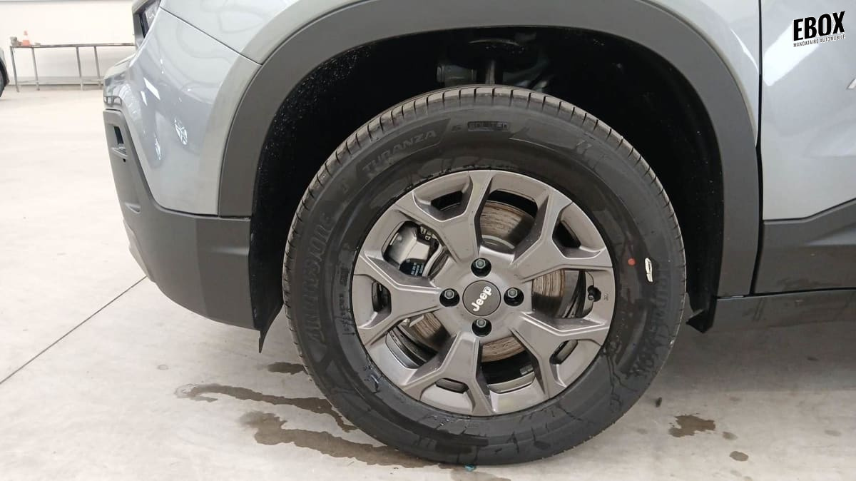 377974_p2 - JEEP - AVENGER - 2026 - photo 7