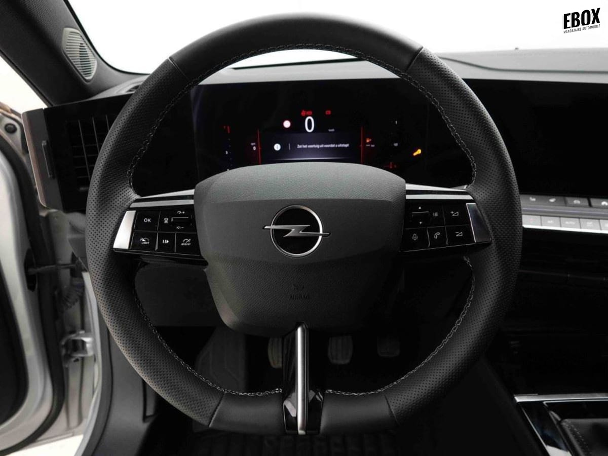 401464_p2 - OPEL - ASTRA - 2026 - photo 9