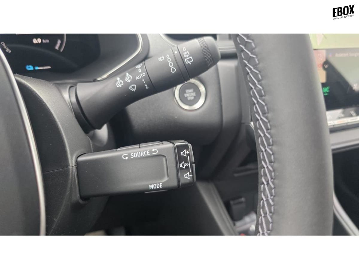 401398_p2 - RENAULT - CAPTUR - 2026 - photo 9