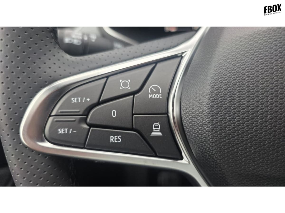 401398_p2 - RENAULT - CAPTUR - 2026 - photo 7