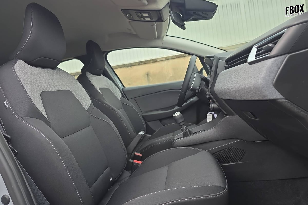 403285_p2 - RENAULT - CLIO 5 - 2025 - photo 9