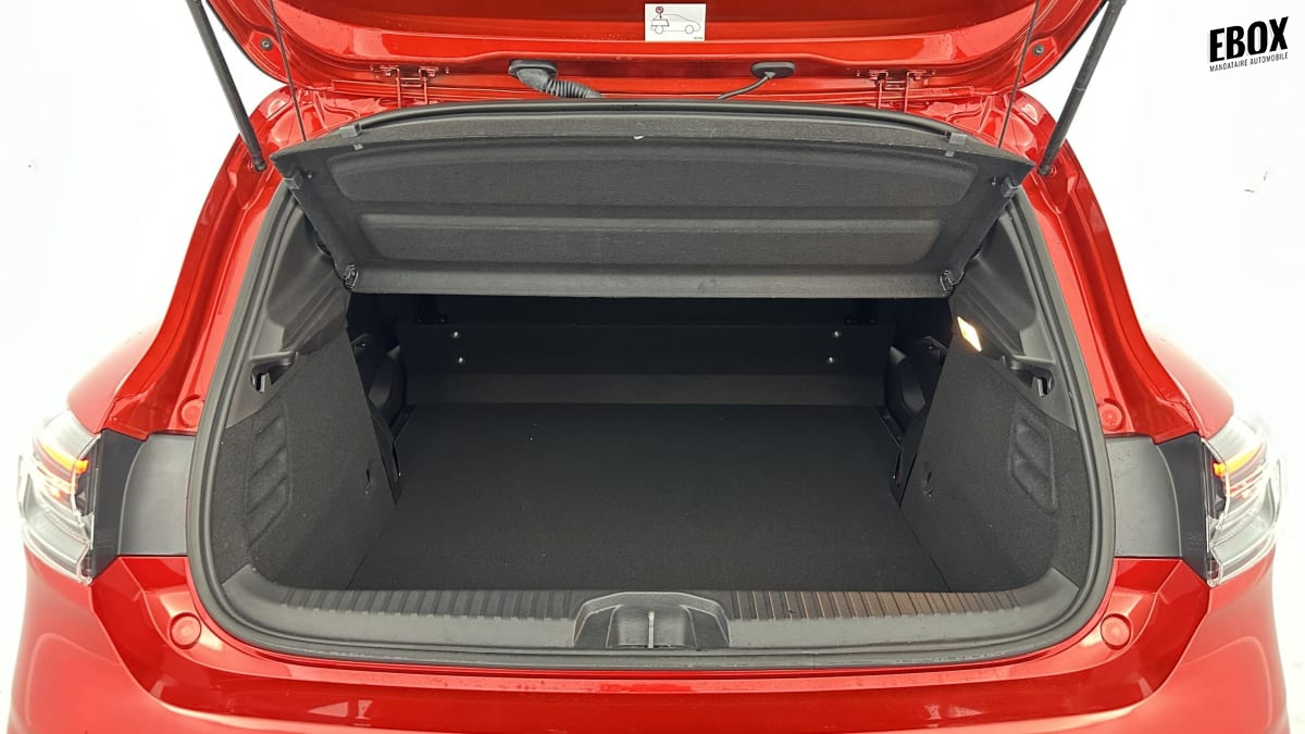 320872_p2 - RENAULT - CLIO - 2026 - photo 9