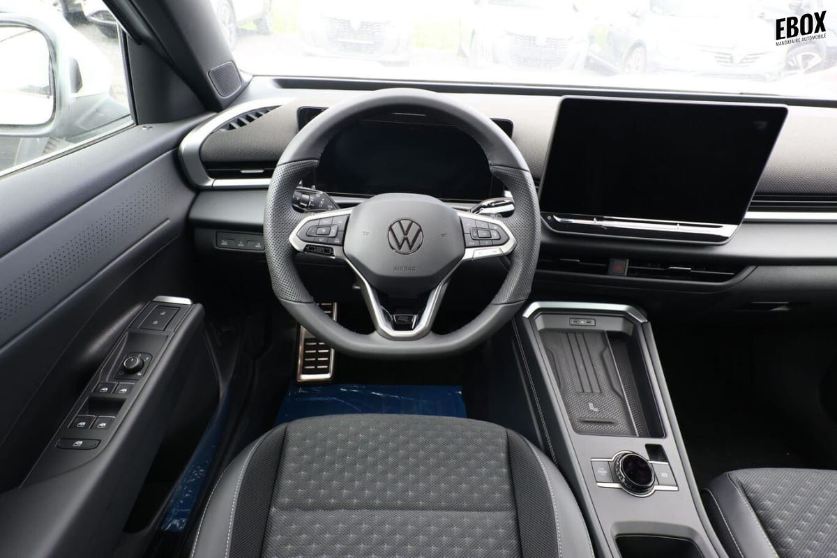 402217_p2 - VOLKSWAGEN - T ROC - 2026 - photo 6
