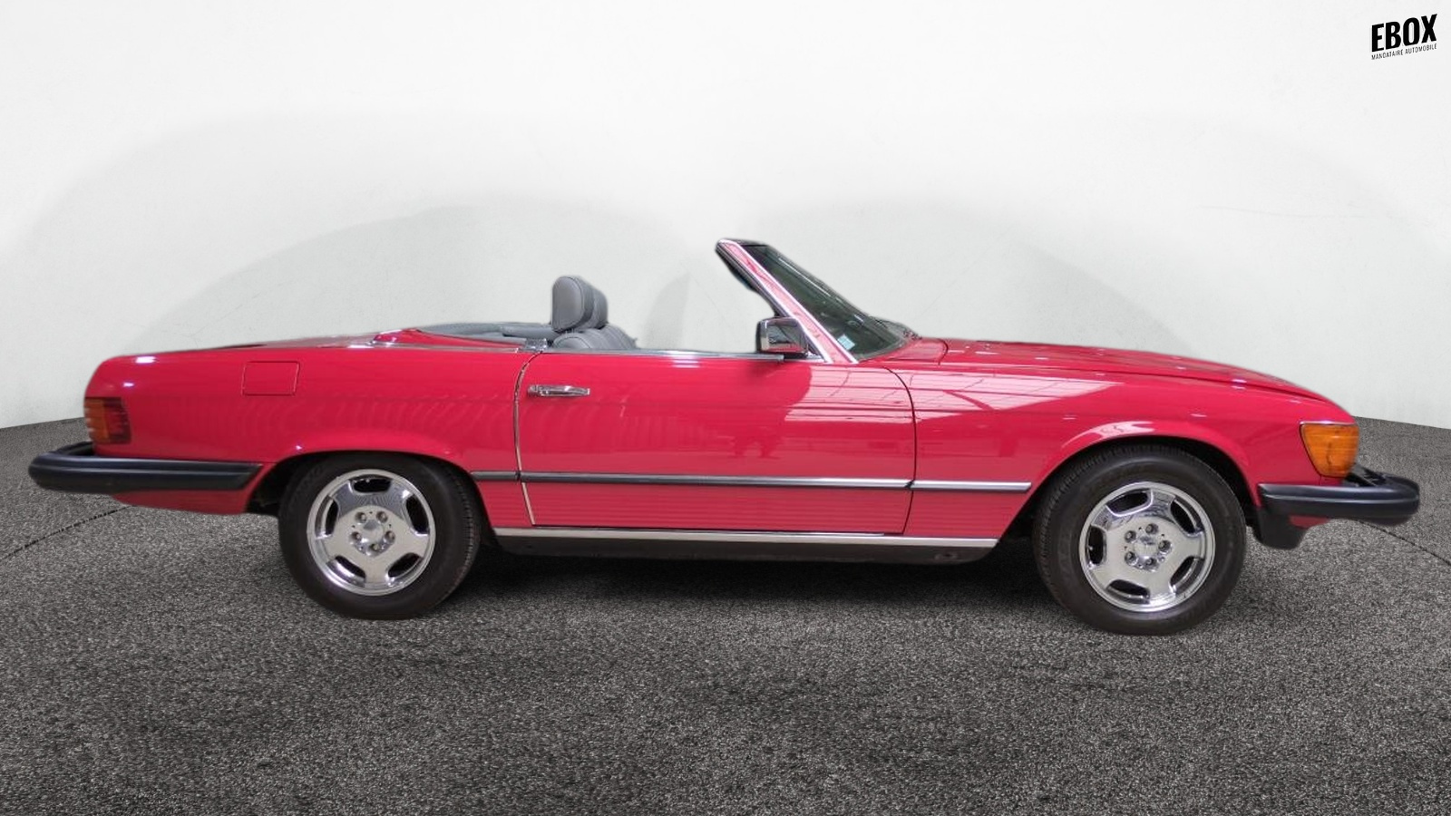 228036_p28 - MERCEDES - SL380 - 1983 - photo 3