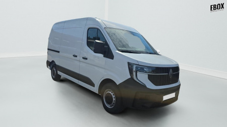 403696_p2 - RENAULT - MASTER - 2025