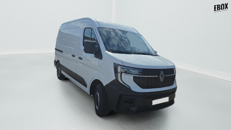 403715_p2 - RENAULT - MASTER - 2025