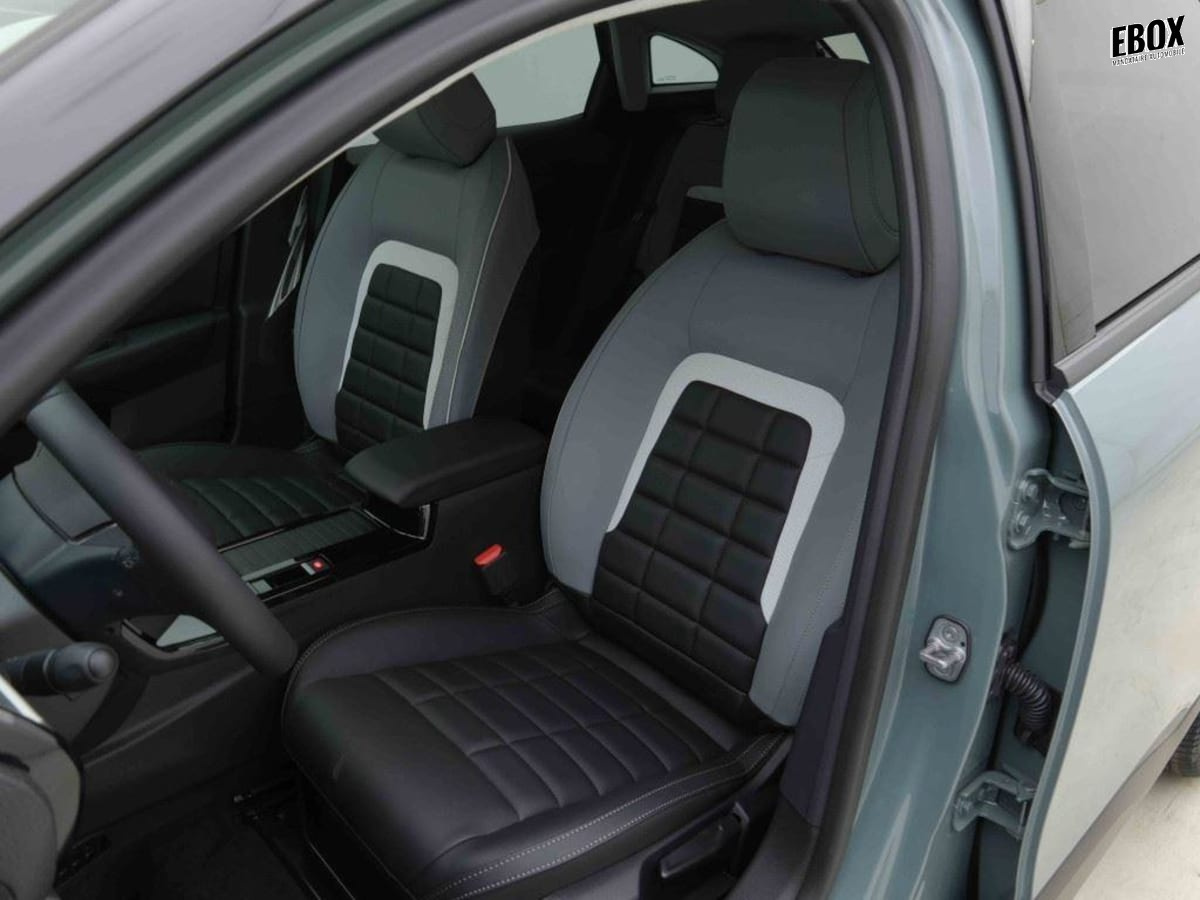 405671_p2 - CITROEN - C4 - 2026 - photo 5