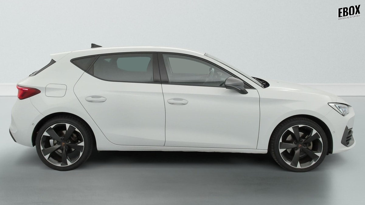 397221_p2 - CUPRA - LEON - 2023 - photo 8