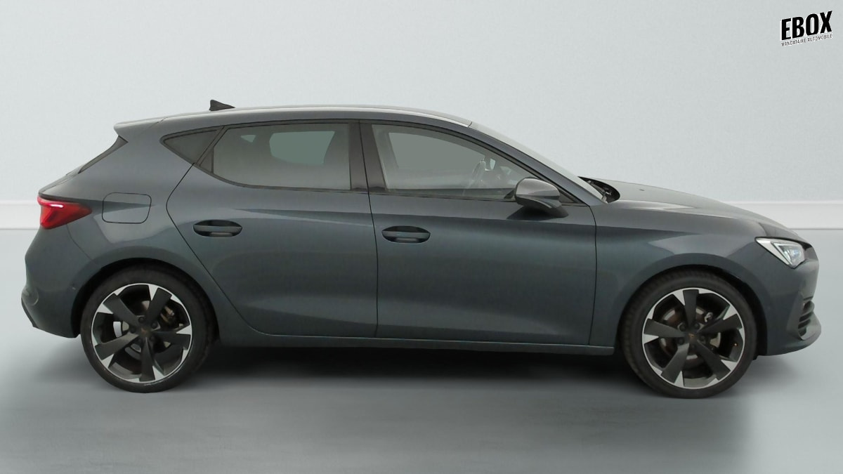 398062_p2 - CUPRA - LEON - 2023 - photo 8