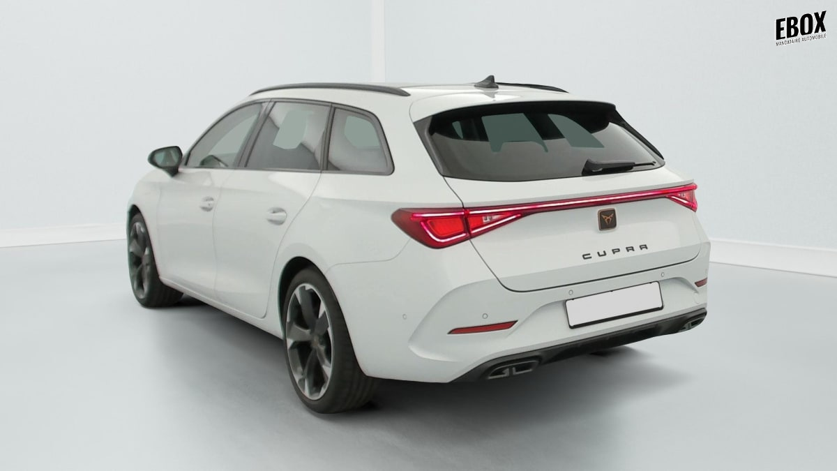 397281_p2 - CUPRA - LEON - 2024 - photo 5