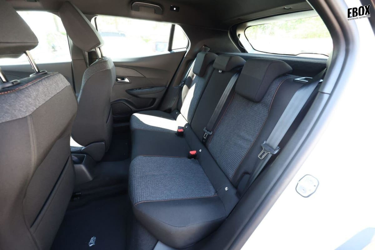 404013_p2 - PEUGEOT - 2008 - 2026 - photo 9