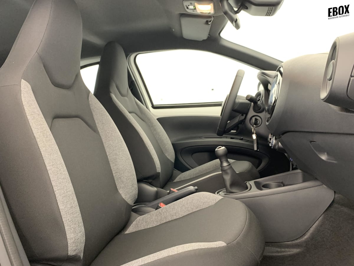 394906_p2 - TOYOTA - AYGO X - 2025 - photo 9