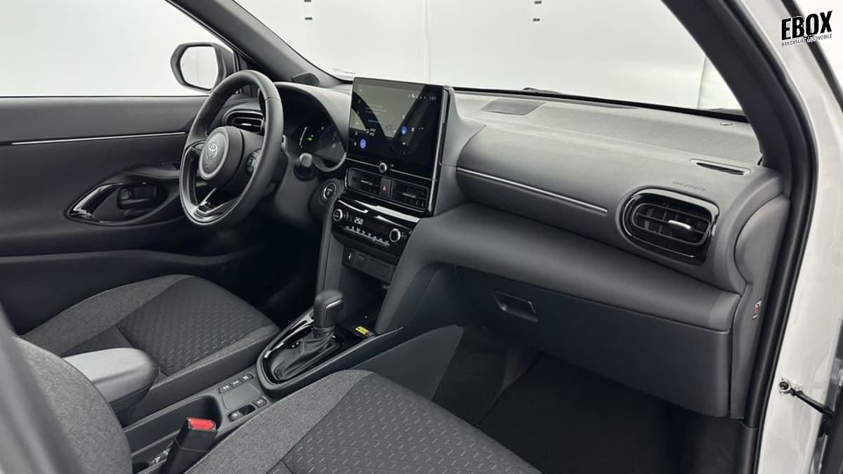 126034807_p2 - TOYOTA - YARIS CROSS - 2026 - photo 8