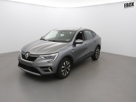 73889_p51 - RENAULT - ARKANA - 2023