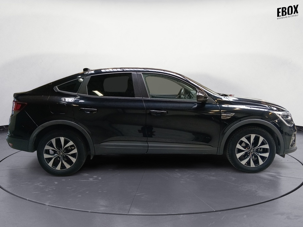 73903_p51 - RENAULT - ARKANA - 2023 - photo 6