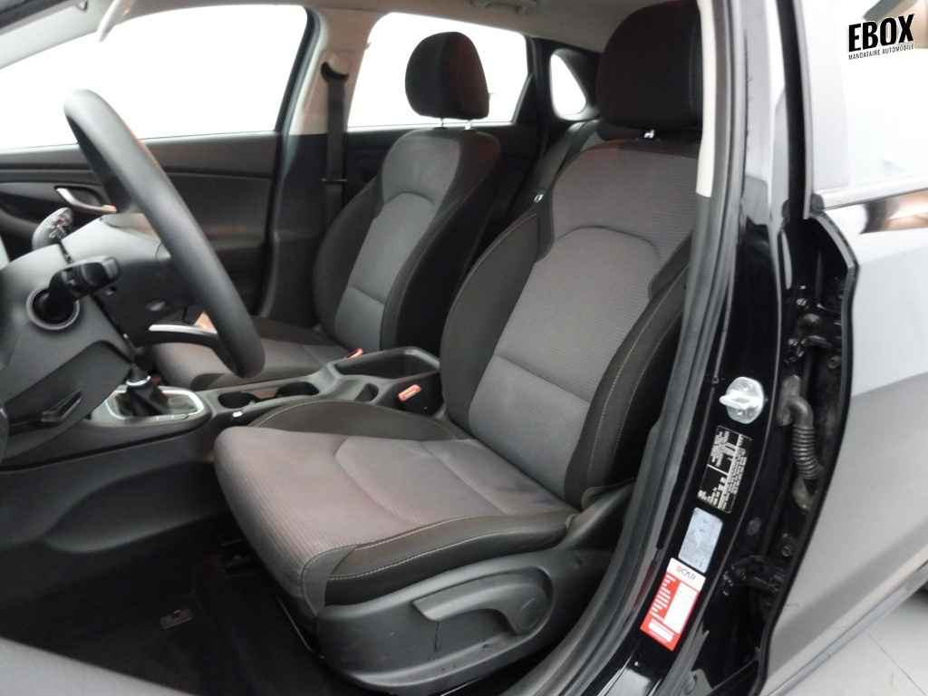 73105_p51 - HYUNDAI - I 30 - 2022 - photo 13