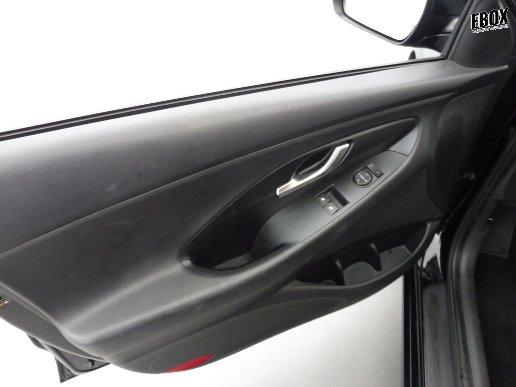 73105_p51 - HYUNDAI - I 30 - 2022 - photo 16
