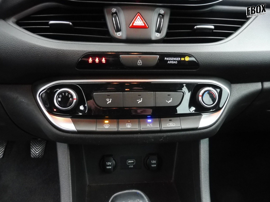 73105_p51 - HYUNDAI - I 30 - 2022 - photo 6