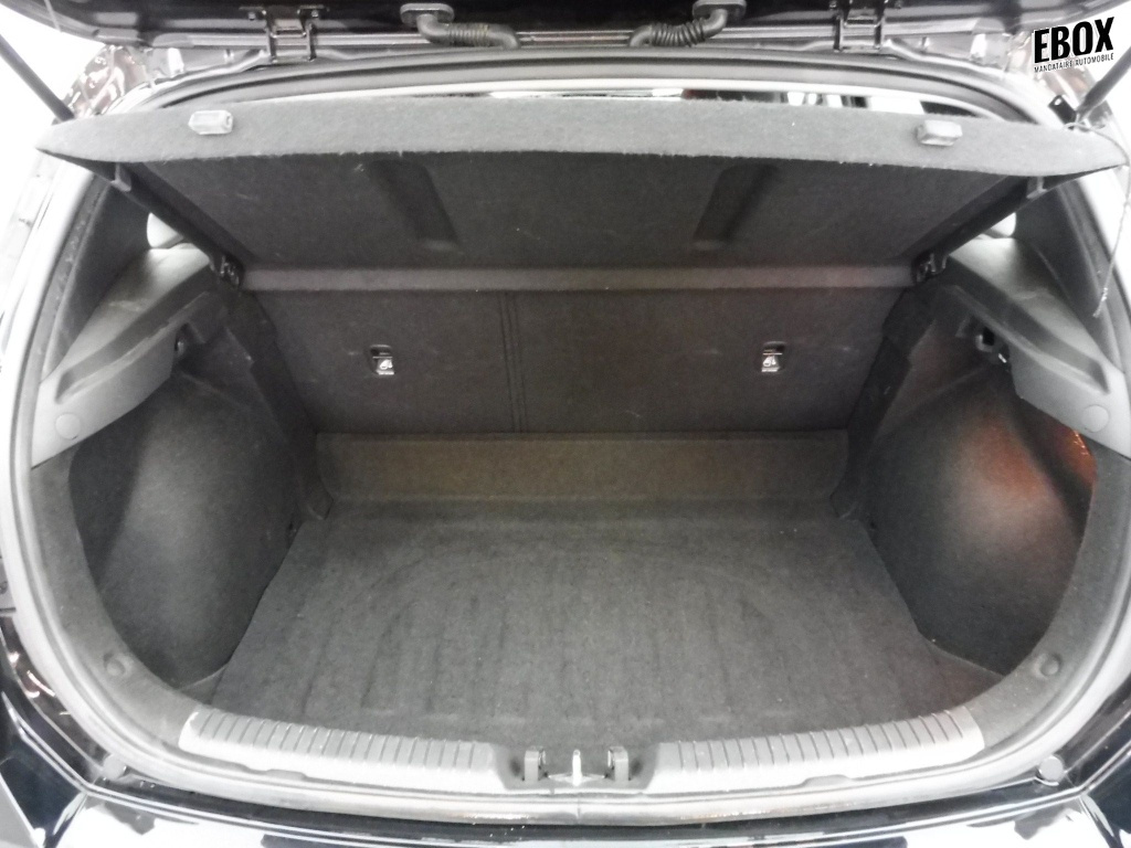 73105_p51 - HYUNDAI - I 30 - 2022 - photo 9