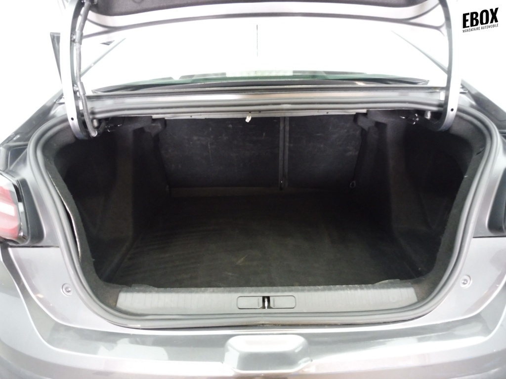 73632_p51 - CITROEN - C4X - 2023 - photo 10