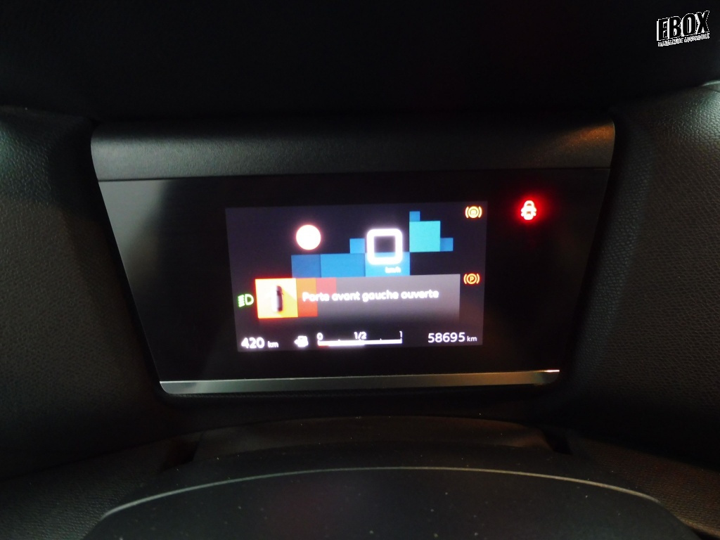 73632_p51 - CITROEN - C4X - 2023 - photo 9