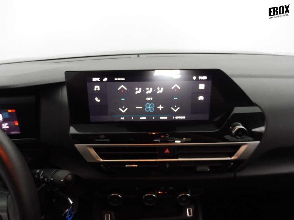 73633_p51 - CITROEN - C4X - 2023 - photo 7