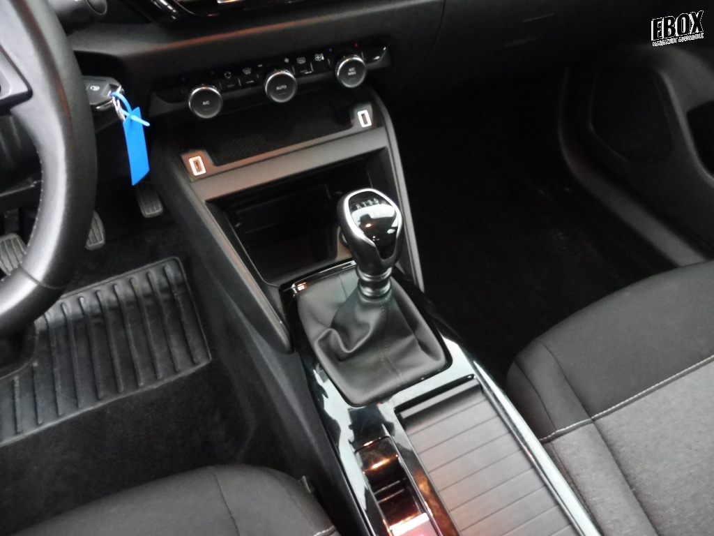 73635_p51 - CITROEN - C4X - 2023 - photo 12