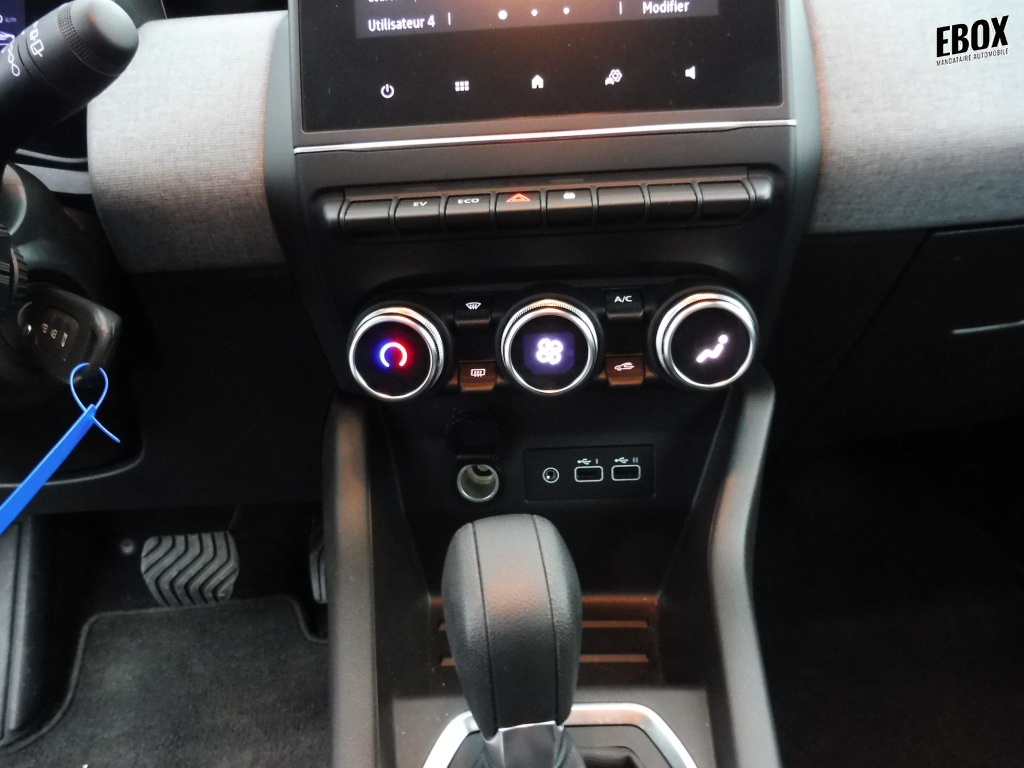 74001_p51 - RENAULT - CLIO - 2025 - photo 6