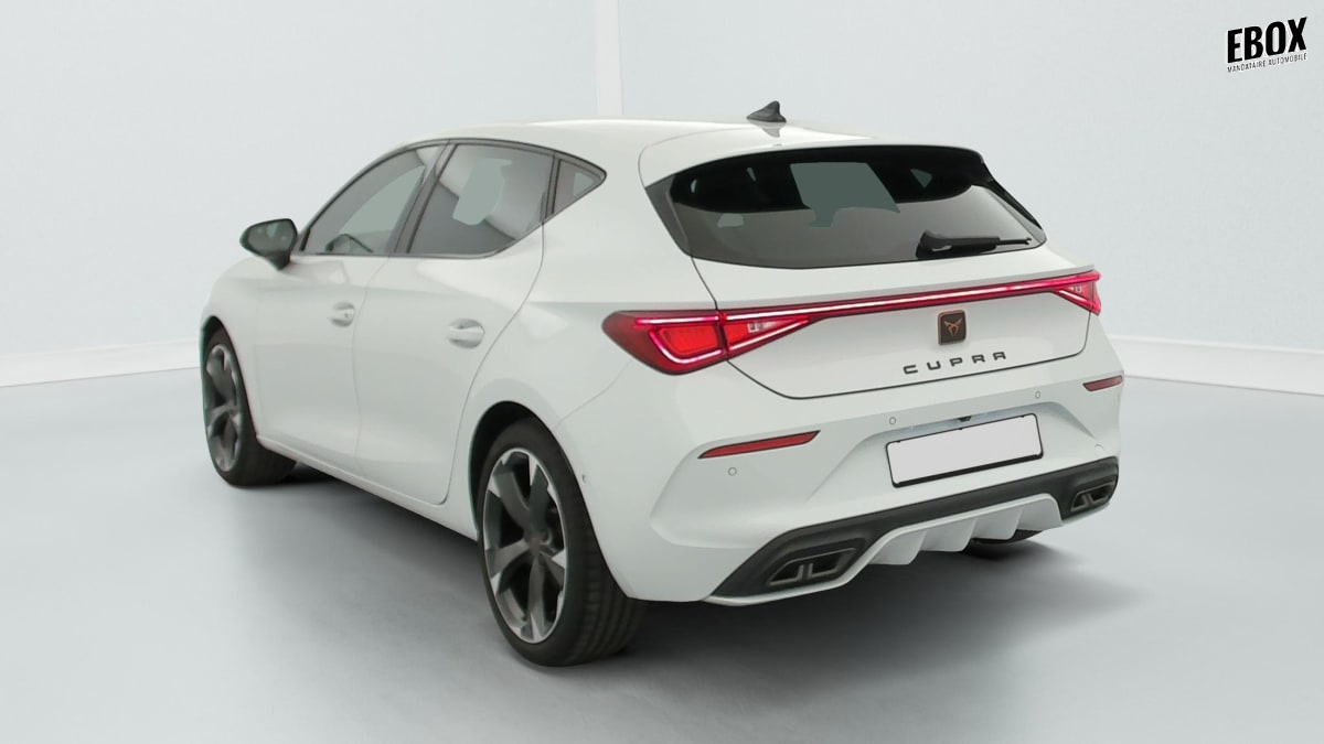 403589_p2 - CUPRA - LEON - 2024 - photo 5