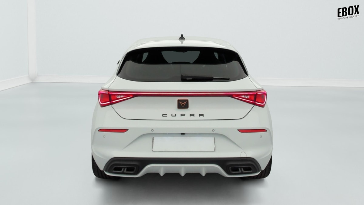 403589_p2 - CUPRA - LEON - 2024 - photo 6