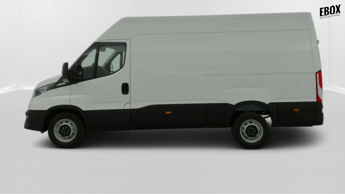 126037201_p2 - IVECO - DAILY - 2026 - photo 4