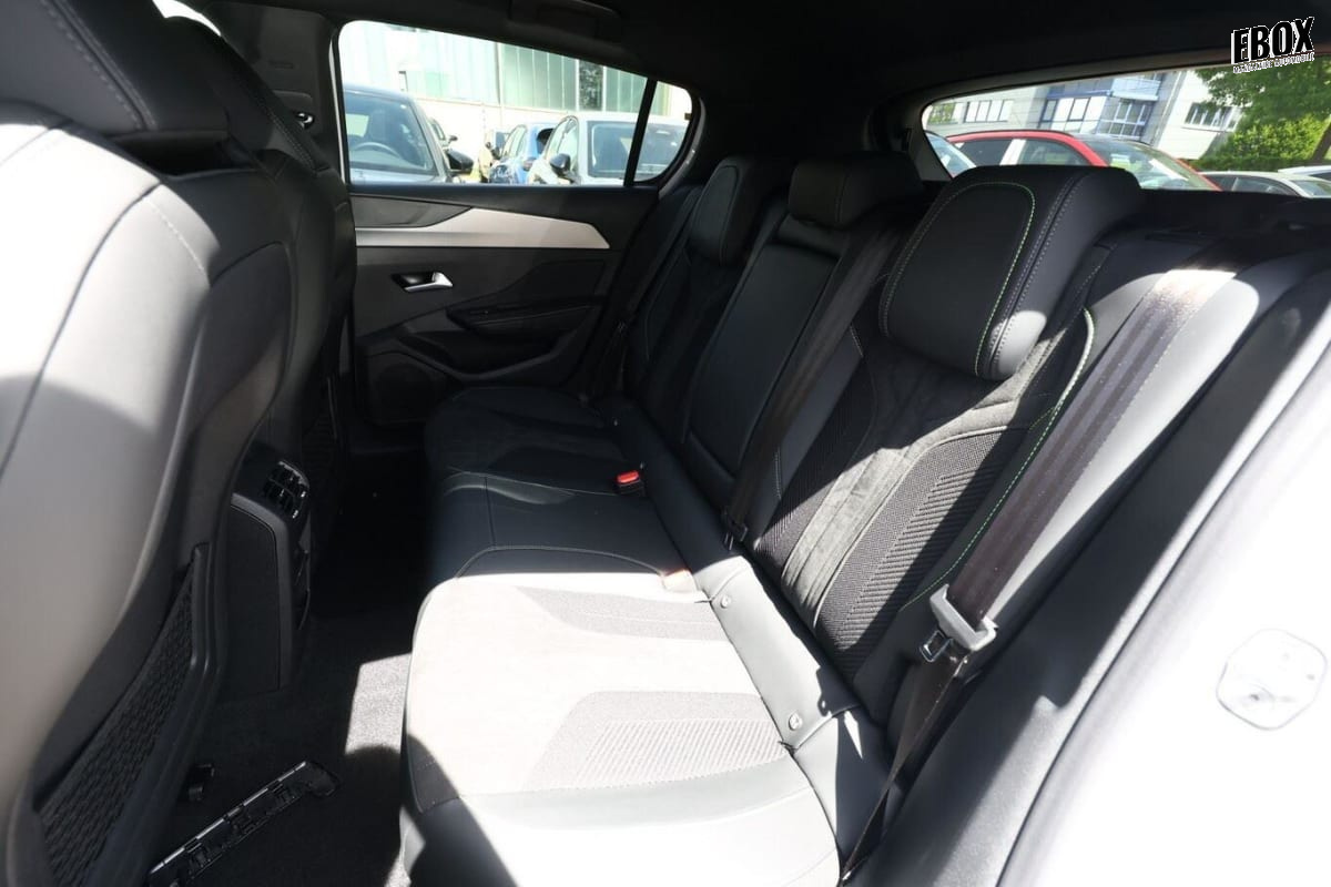 407268_p2 - PEUGEOT - 308 - 2026 - photo 9