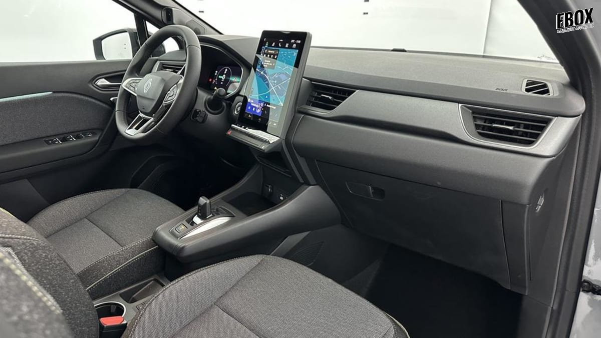 407497_p2 - RENAULT - CAPTUR - 2026 - photo 8