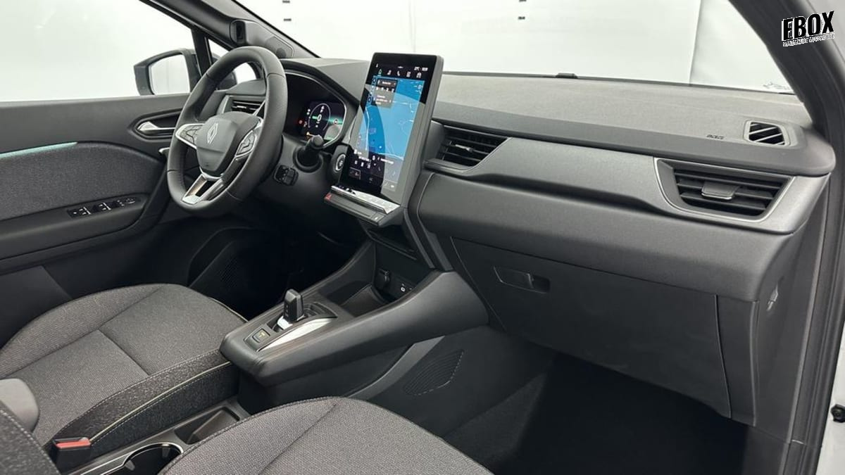 407847_p2 - RENAULT - CAPTUR - 2026 - photo 8