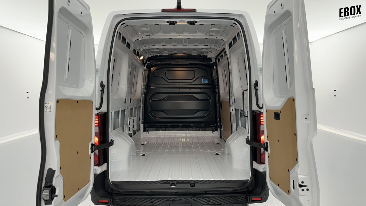 408039_p2 - RENAULT - MASTER - 2026 - photo 9