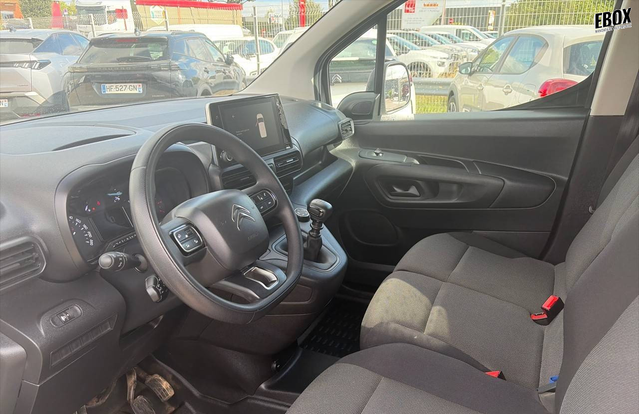 228389_p28 - CITROEN - BERLINGO - 2022 - photo 5