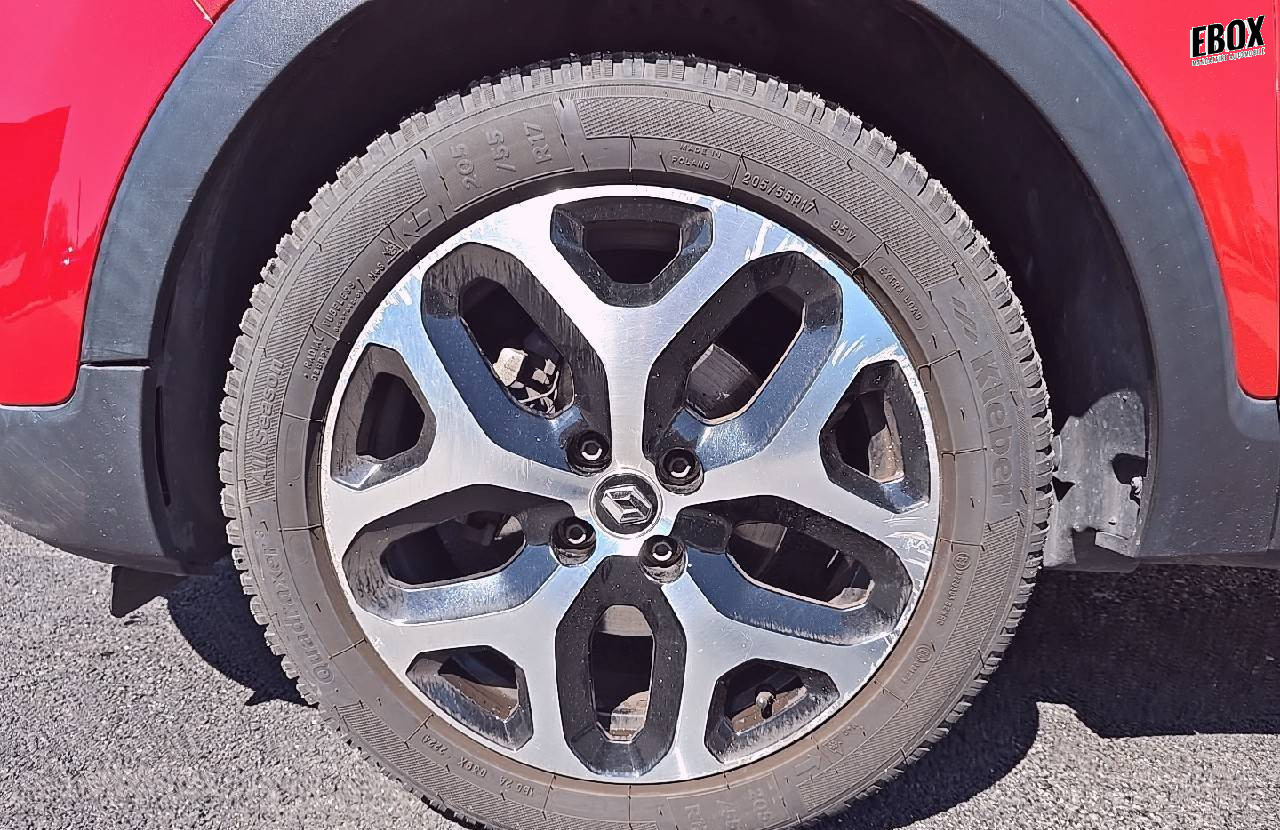 228403_p28 - RENAULT - CAPTUR - 2018 - photo 14